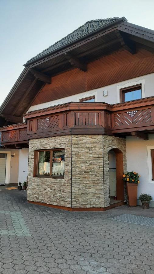 Neumann Ferienwohnung Fanning Mariapfarr Luaran gambar